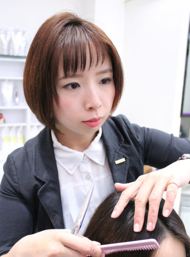 スタッフ 髪を綺麗にする美容室 Salondewith 千葉県市川市 本八幡 船橋市 西船 東京都江戸川区 瑞江の美容室 美容院 ヘアサロン